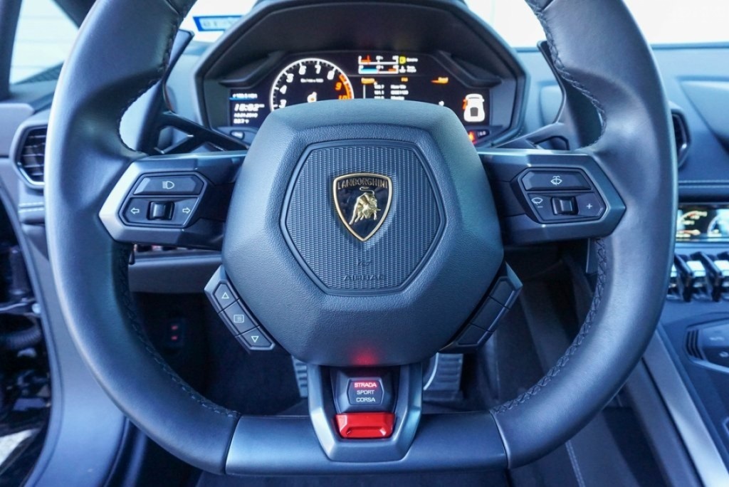 Lamborghini Huracan Steering Wheel - Lamborghini